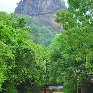 Thal Sewana Privatunterkunft Sigiriya